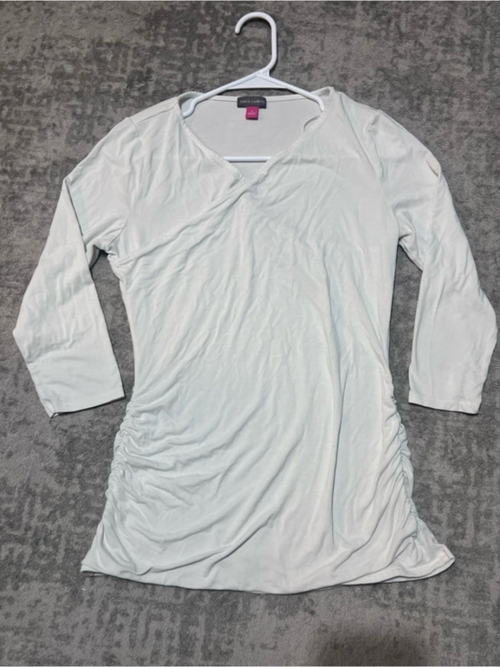 🔥4/20! White 3/4 sleeve Vince camuto shirt. Size small.